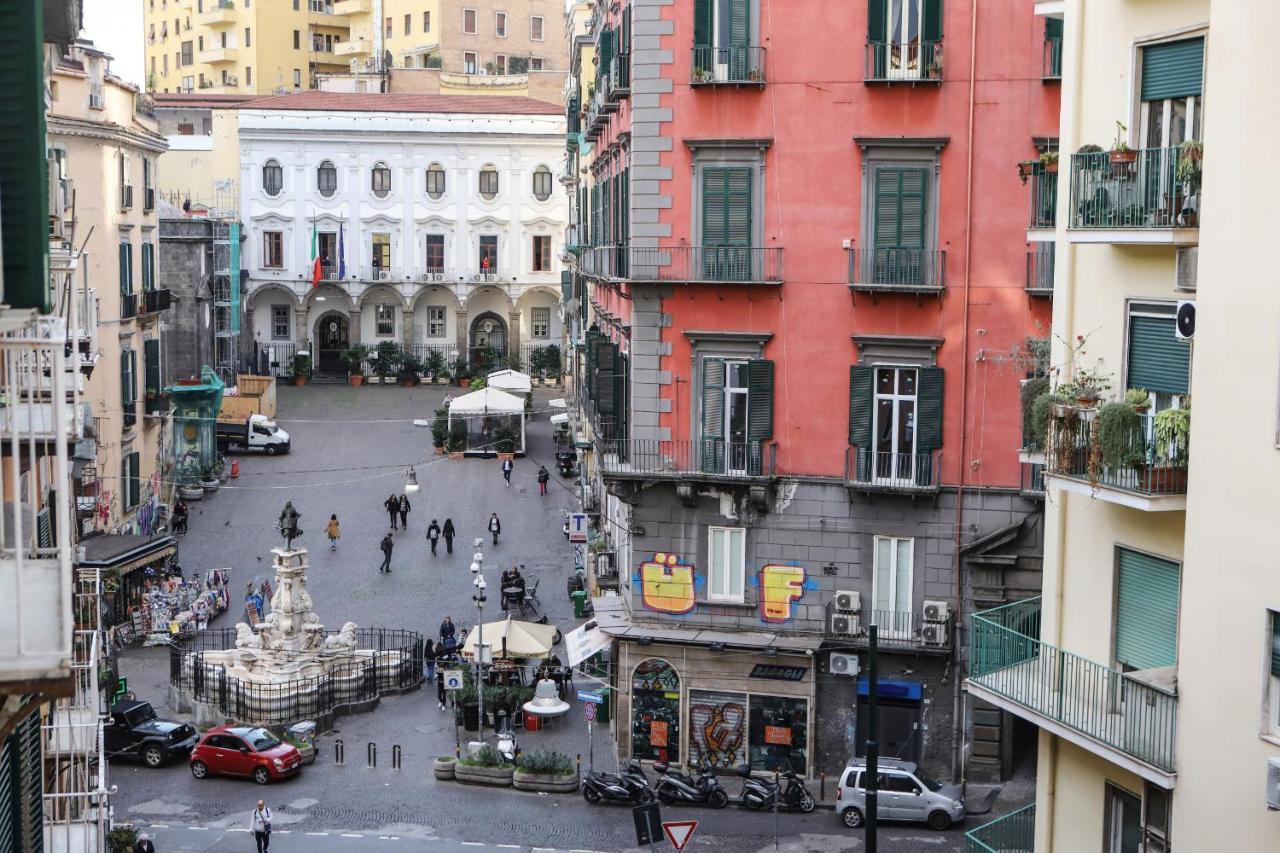 Modern Apartment At Piazza Del Gesu' By Wonderful Italy Naples Extérieur photo