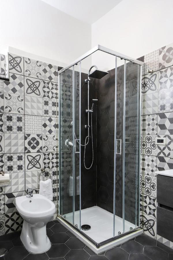 Modern Apartment At Piazza Del Gesu' By Wonderful Italy Naples Extérieur photo